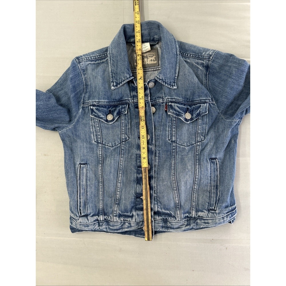 Womens Levi's Jeans Silver Label Denim Jacket Medium Whisker Fade Trucker Chic - Picture 6 of 8